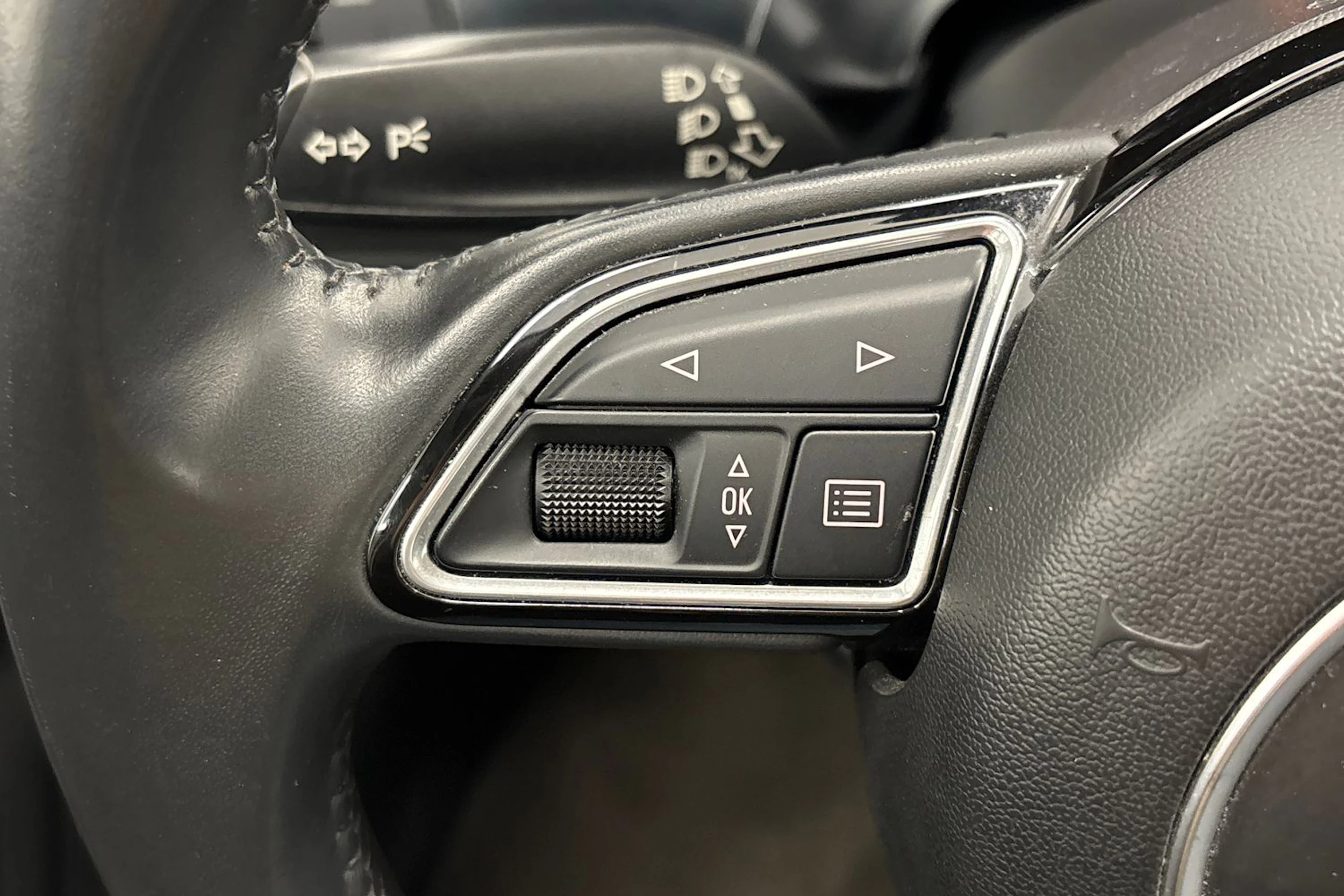 valkoinen Audi A6 allroad quattro 2018 kuva 13.