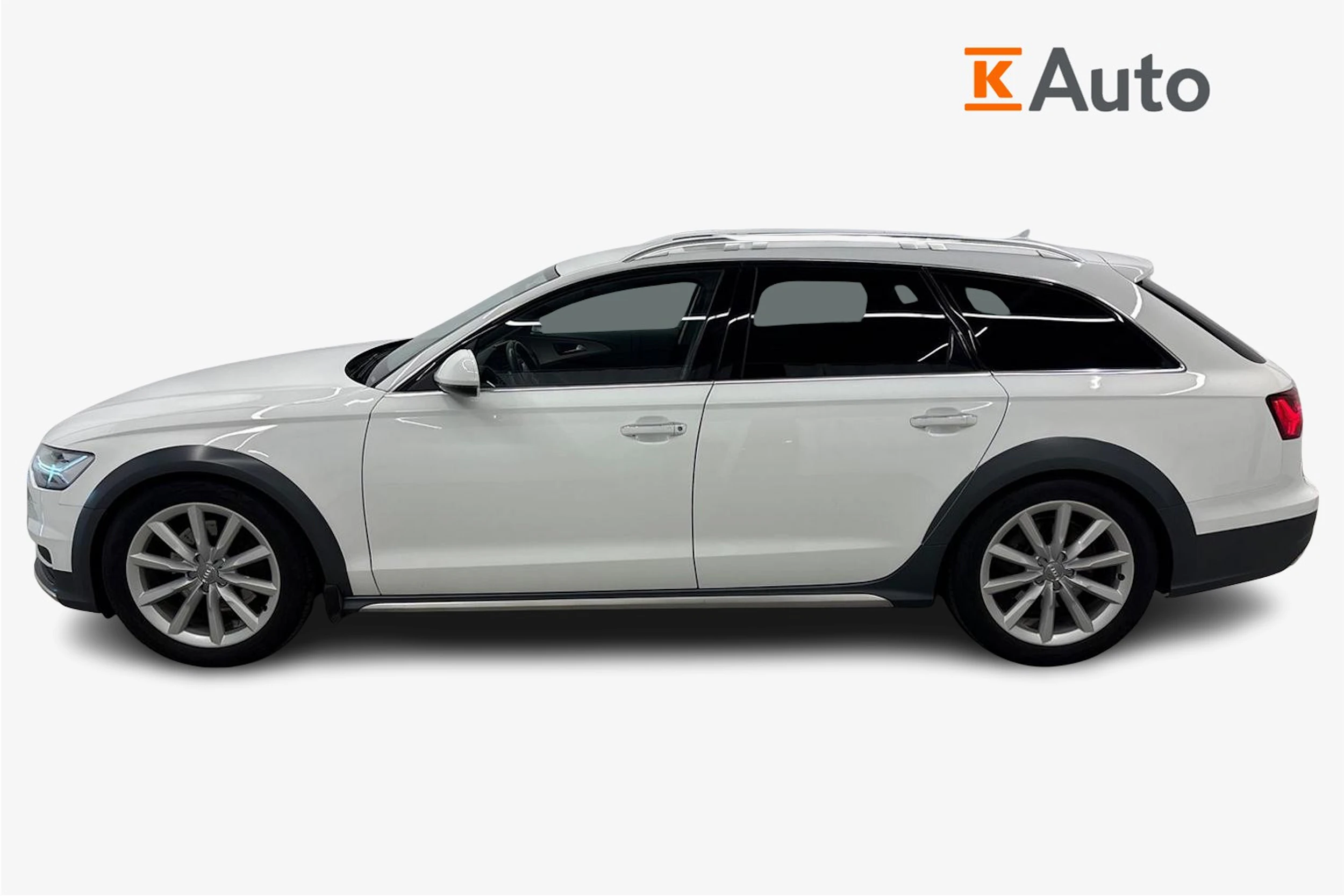 valkoinen Audi A6 allroad quattro 2018 kuva 5.