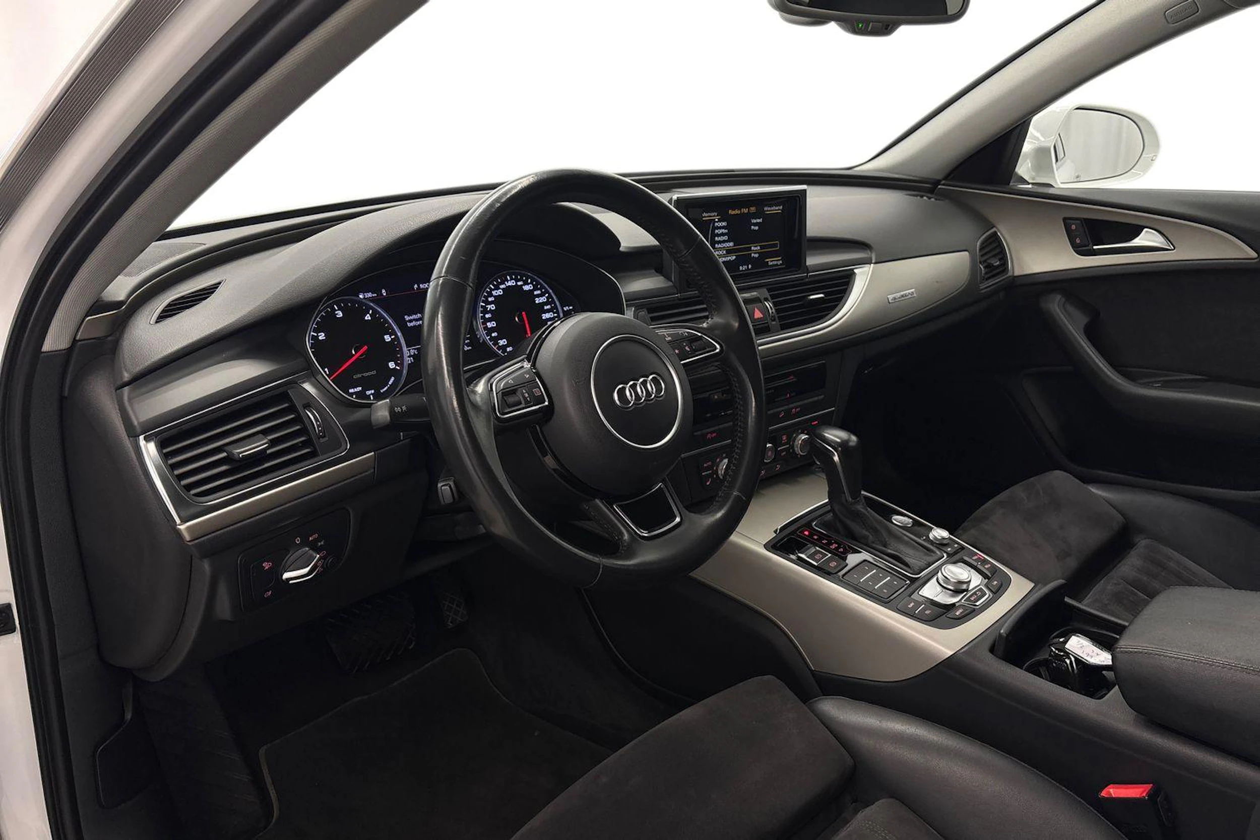 valkoinen Audi A6 allroad quattro 2018 kuva 6.
