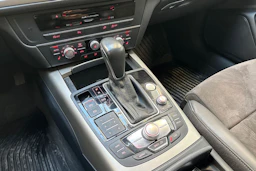Valkoinen Audi A6 ALLROAD QUATTRO 2019 kuva 21.