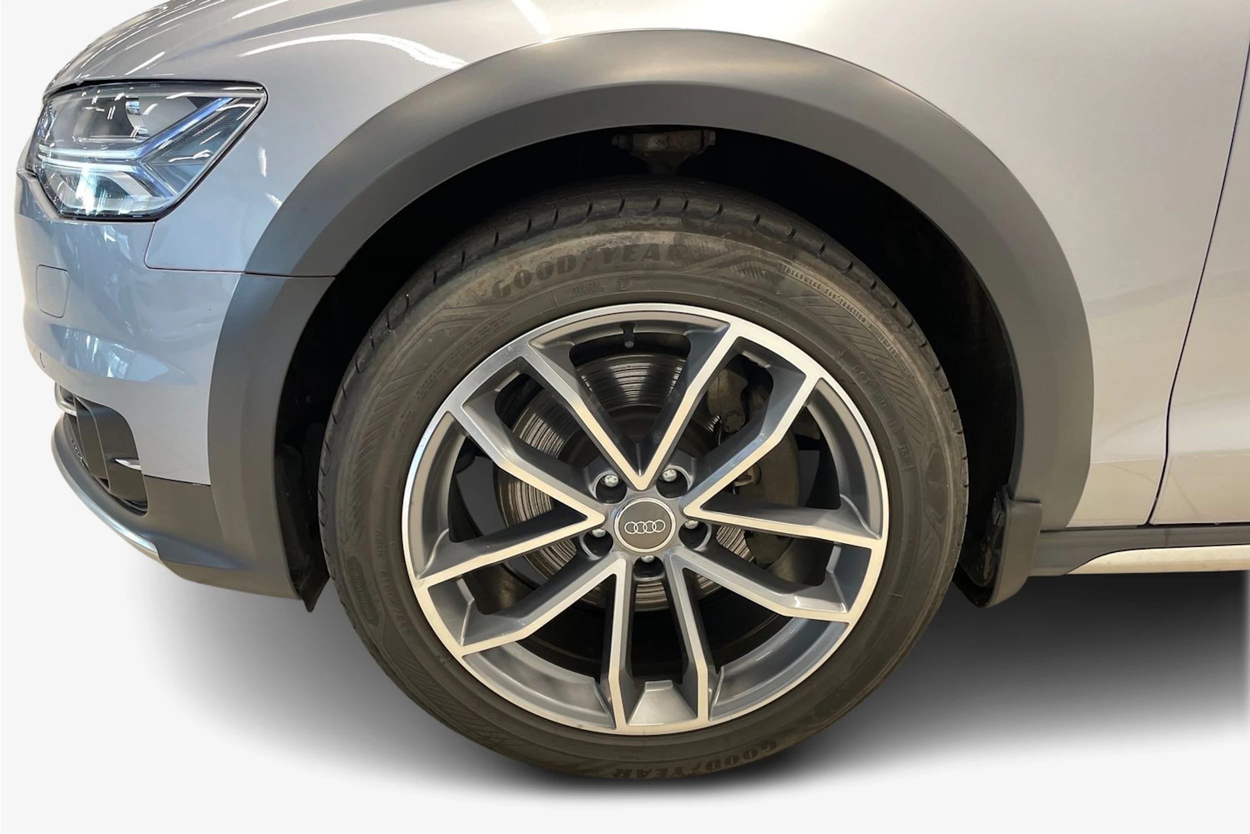 Harmaa Audi A6 ALLROAD QUATTRO 2019 kuva 9.