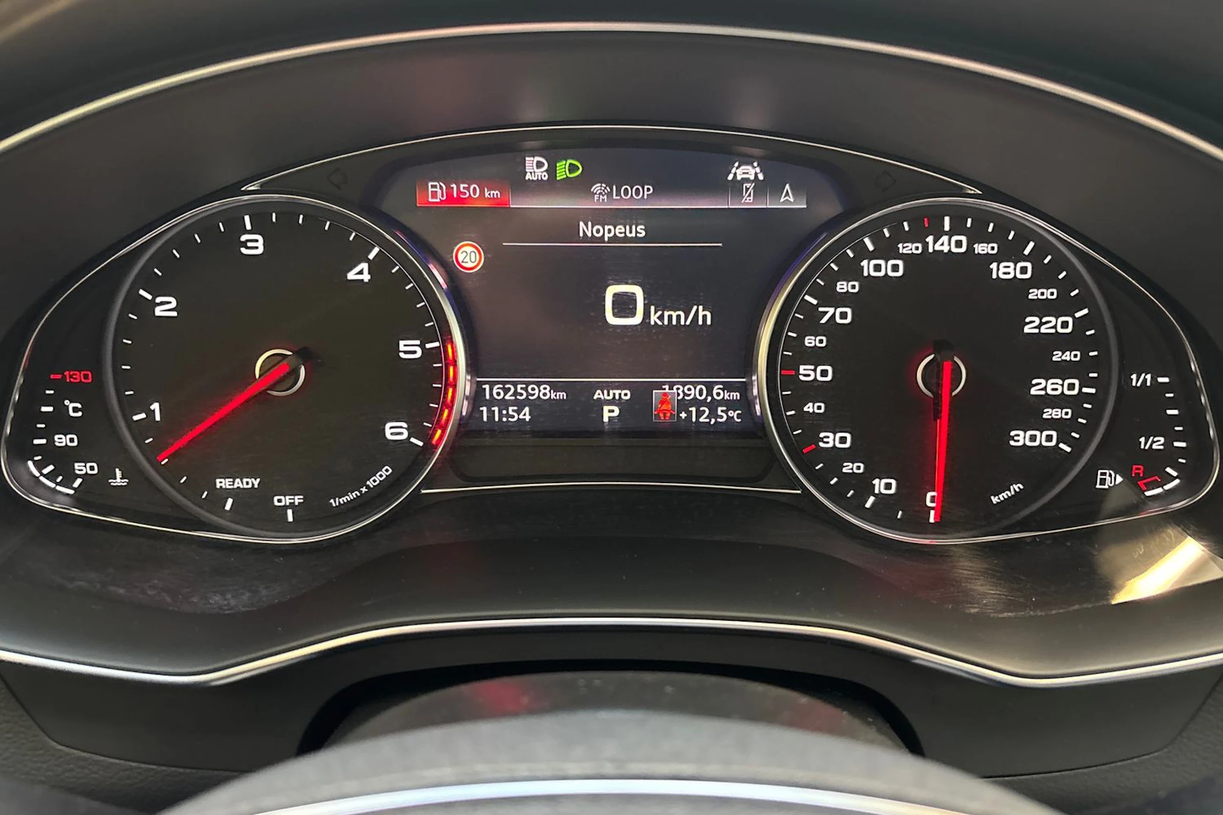 ruskea (beige) Audi A6 allroad quattro 2020 kuva 24.