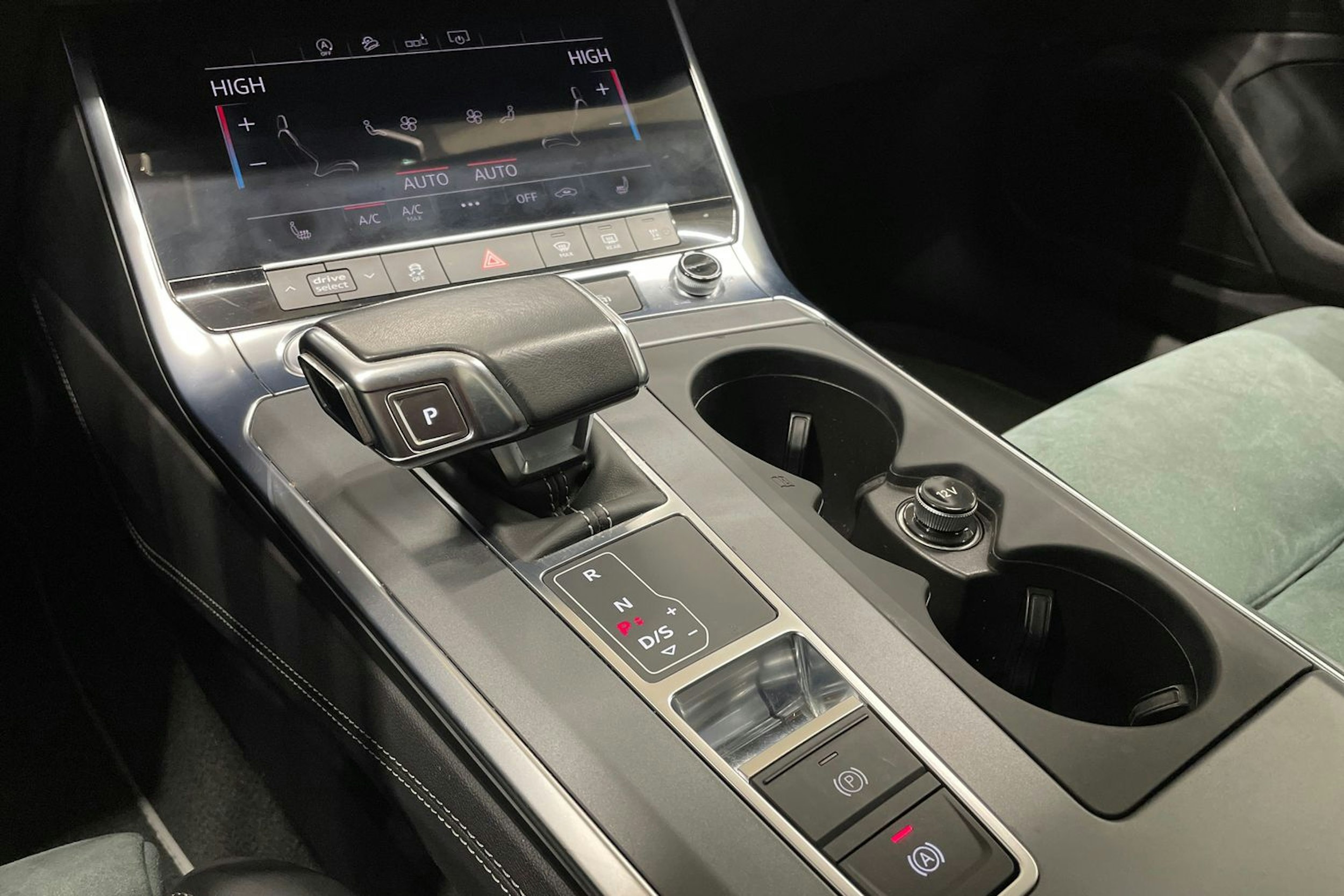 Harmaa Audi A6 ALLROAD QUATTRO 2020 kuva 24.