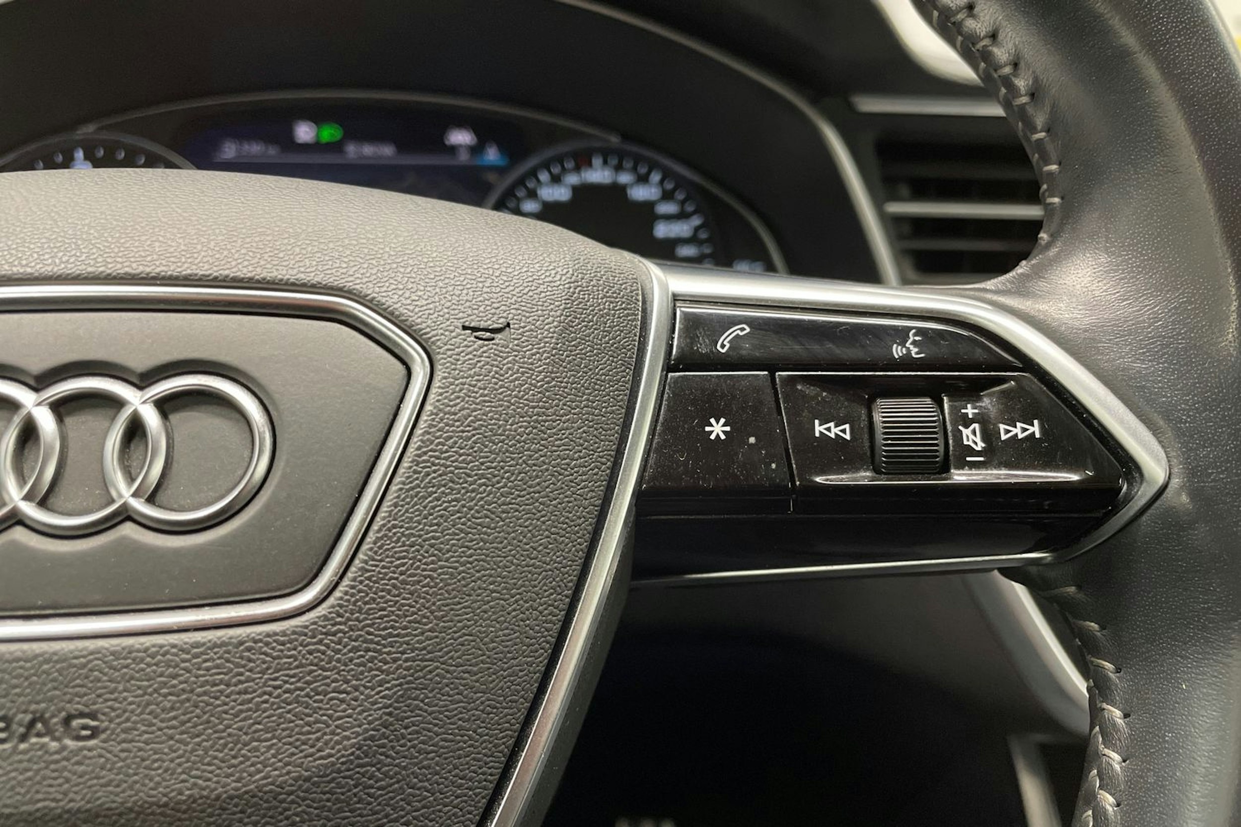 Harmaa Audi A6 ALLROAD QUATTRO 2020 kuva 27.