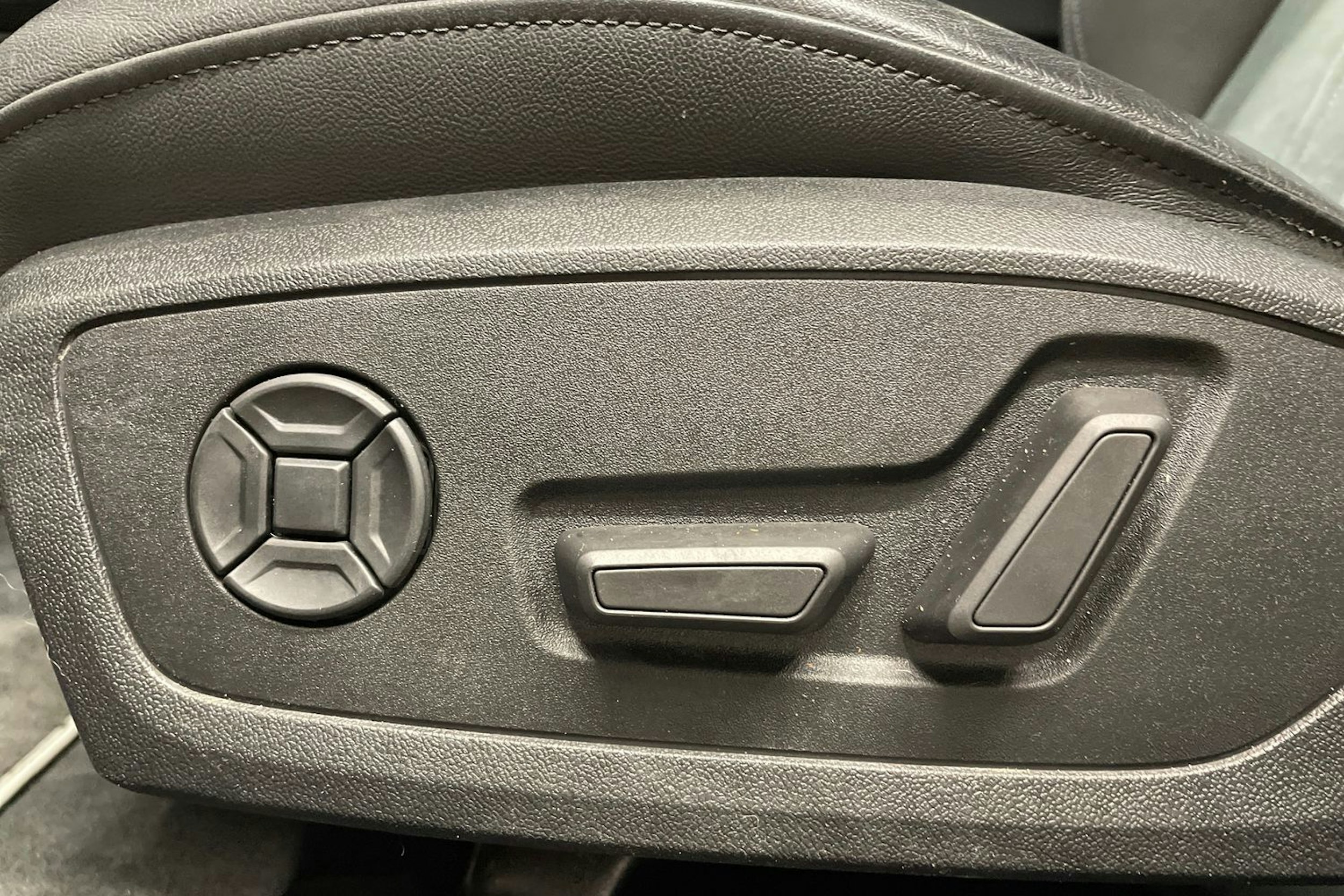 Harmaa Audi A6 ALLROAD QUATTRO 2020 kuva 29.