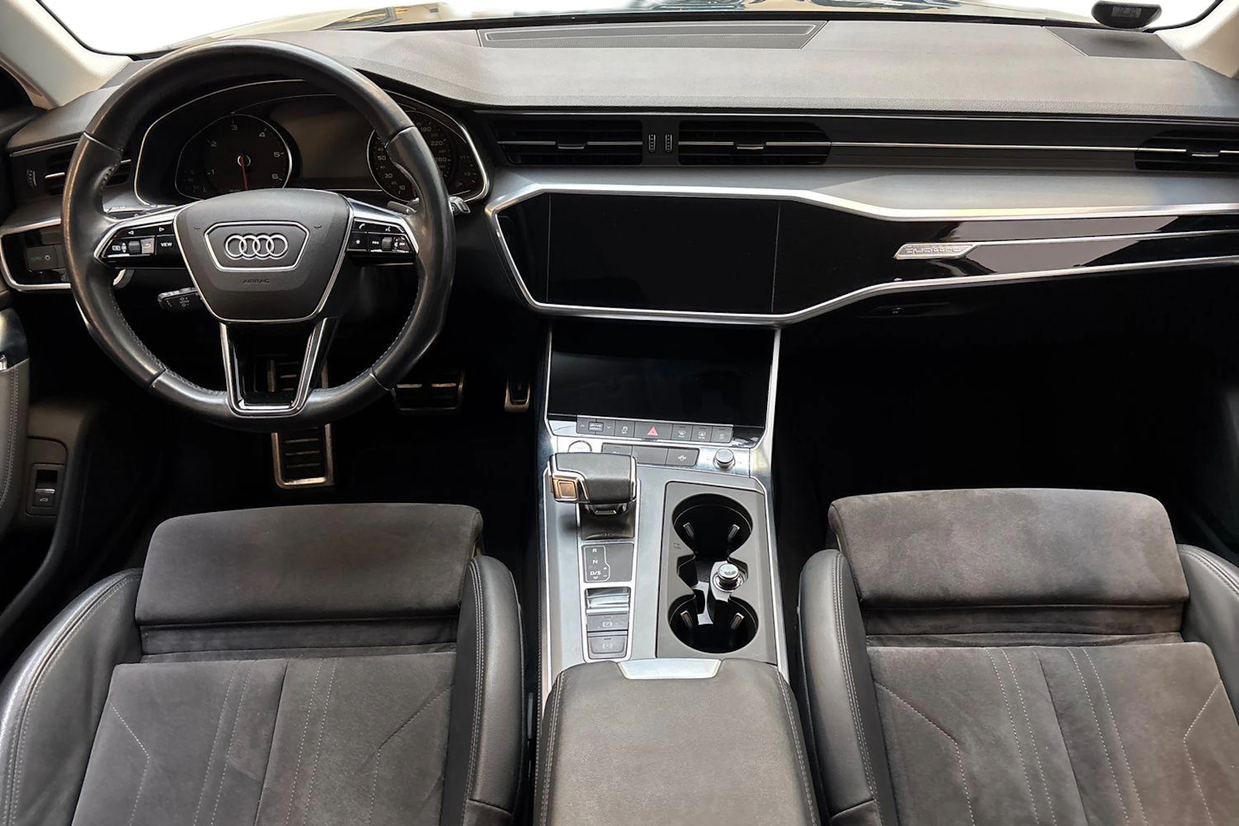harmaa Audi A6 allroad quattro 2020 kuva 7.