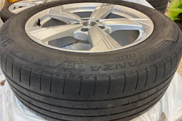 harmaa Audi A6 allroad quattro 2020 kuva 11.