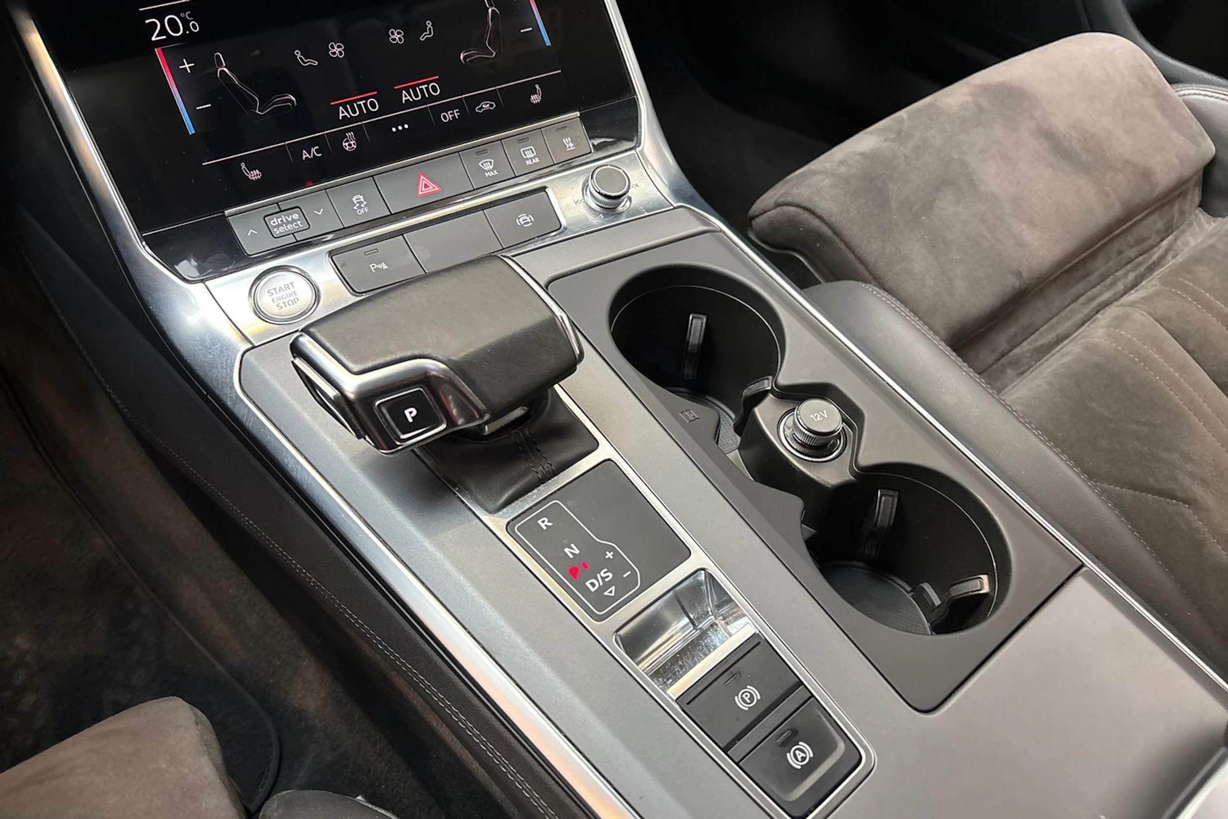 harmaa Audi A6 allroad quattro 2020 kuva 22.