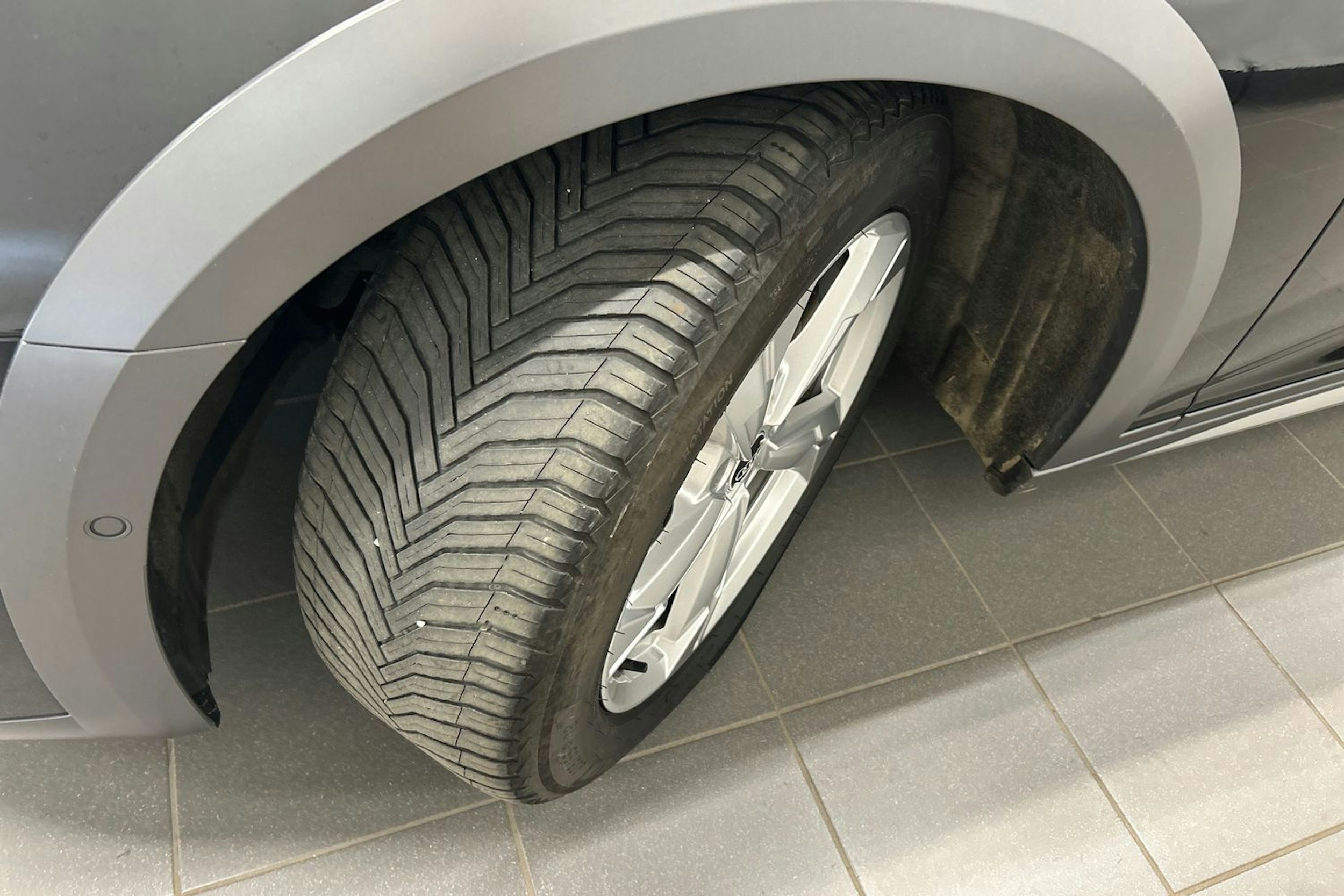 musta Audi A6 allroad quattro 2021 kuva 13.