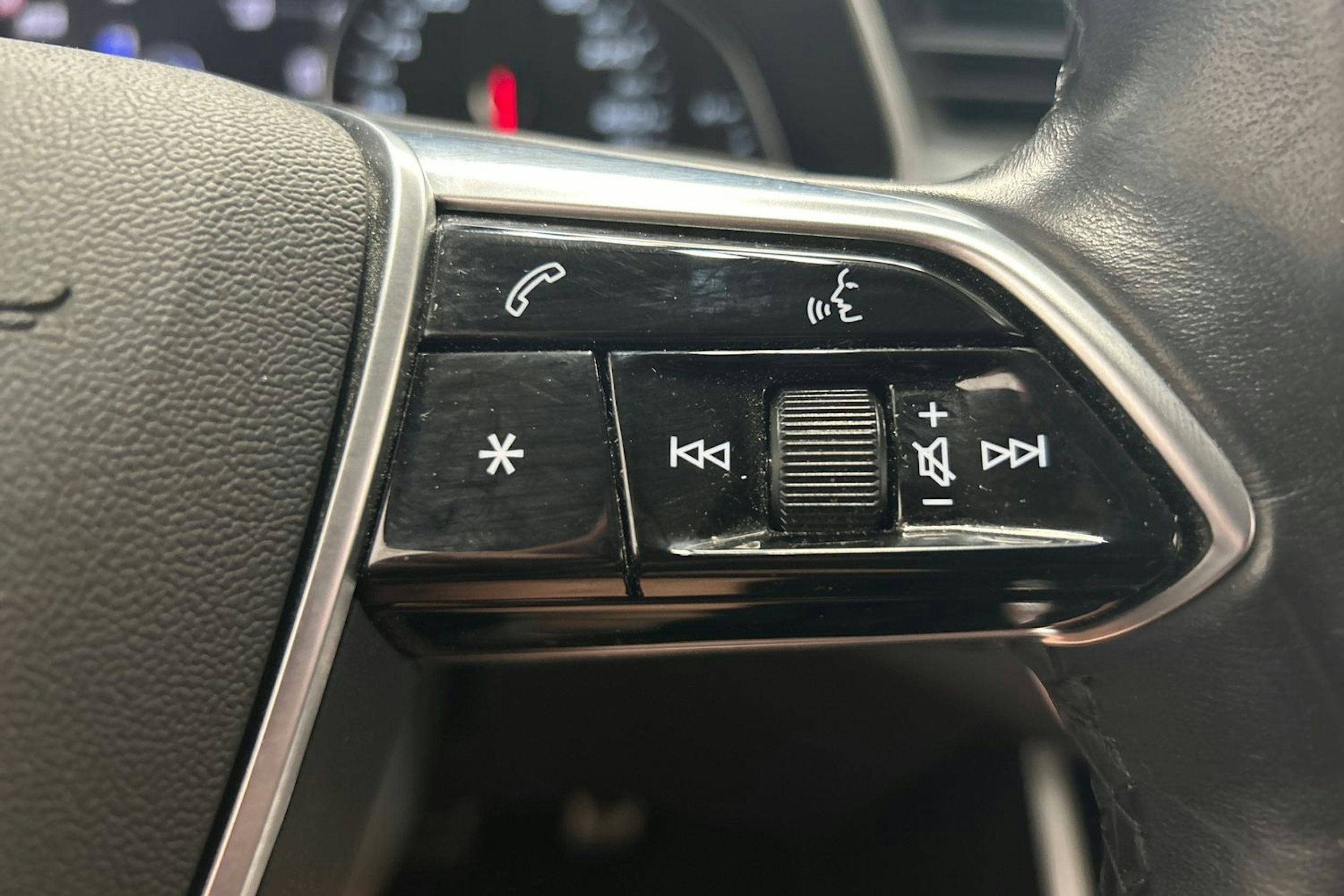 musta Audi A6 allroad quattro 2021 kuva 22.