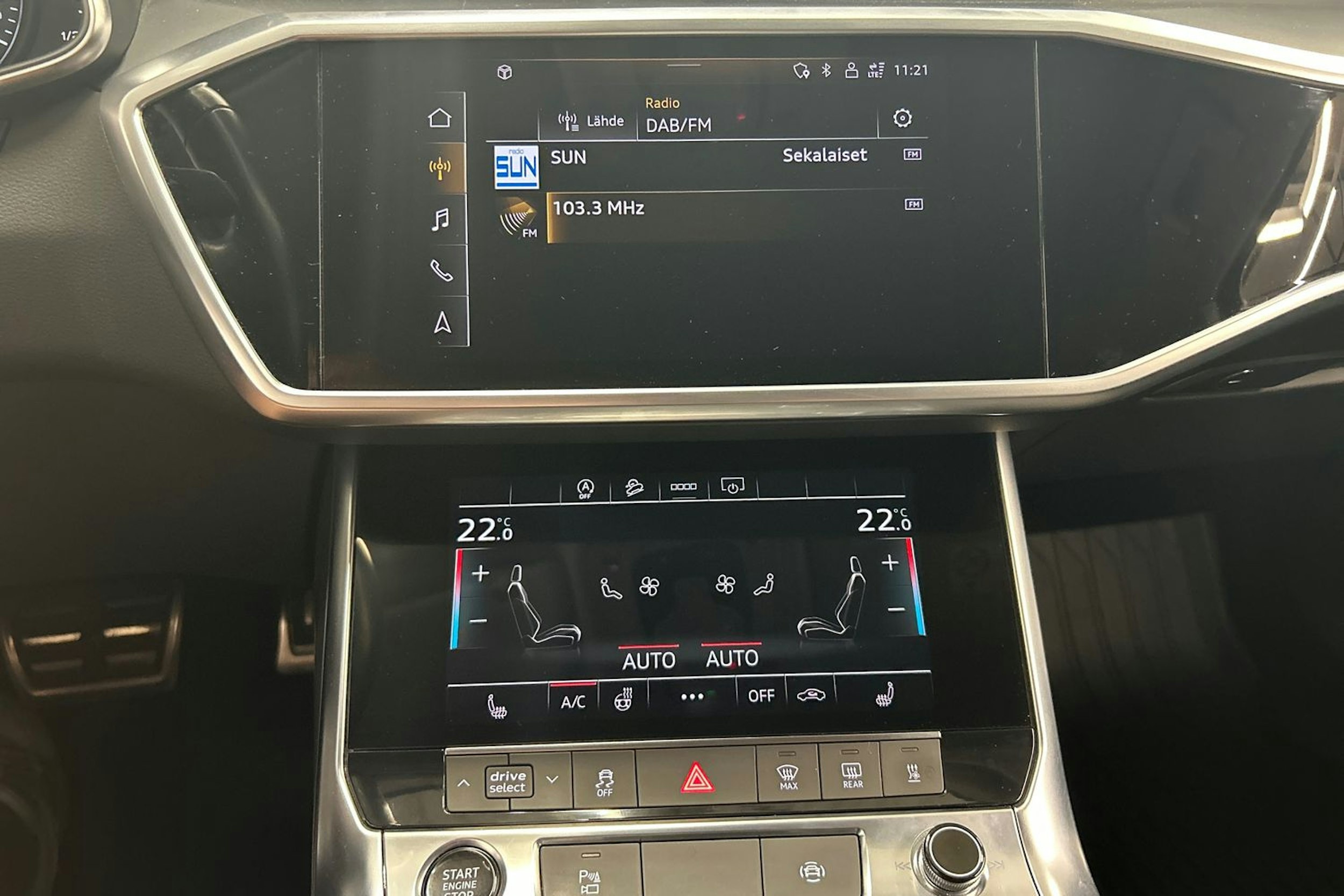 musta Audi A6 allroad quattro 2021 kuva 23.