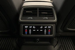 musta Audi A6 allroad quattro 2021 kuva 14.