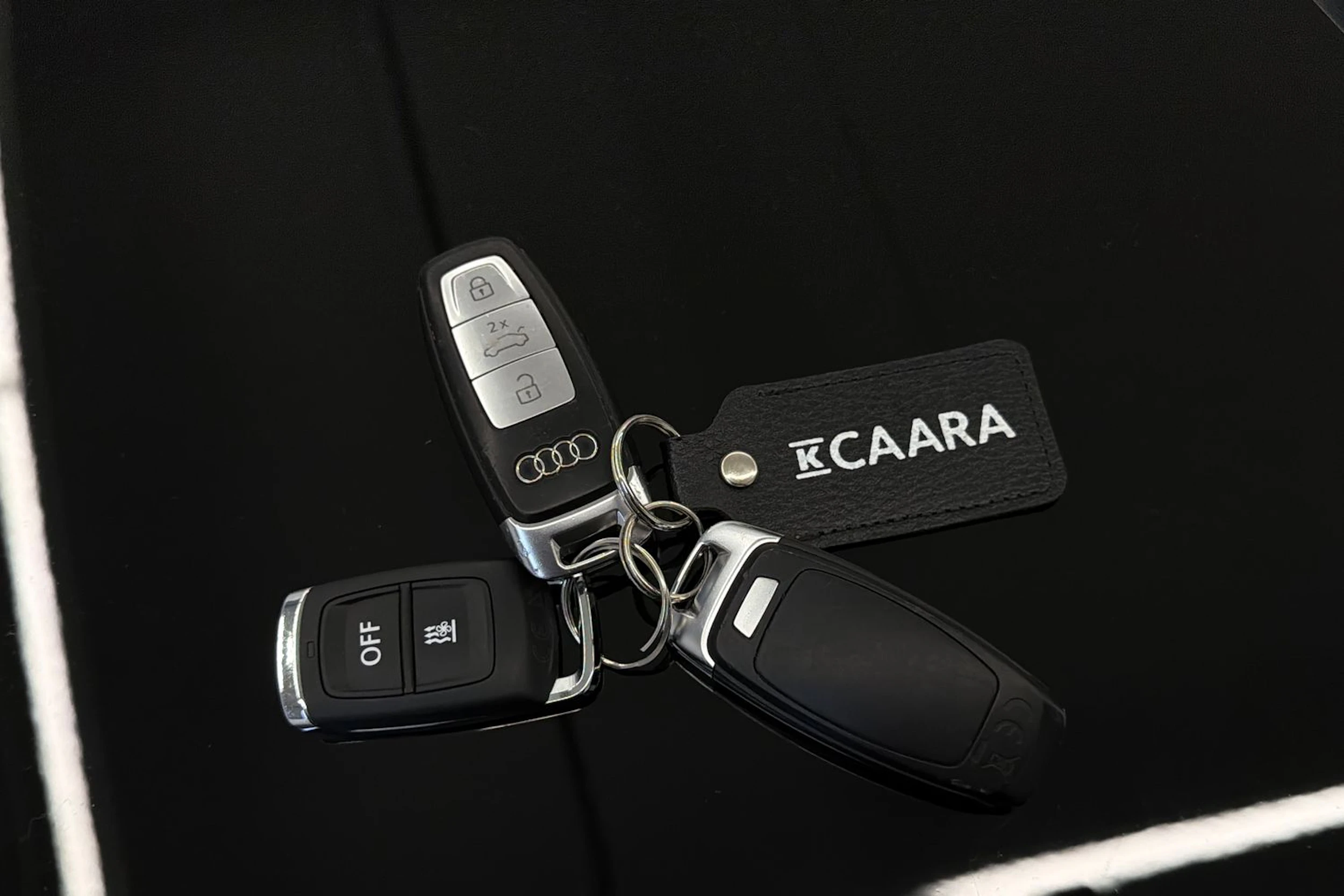 musta Audi A6 allroad quattro 2021 kuva 34.