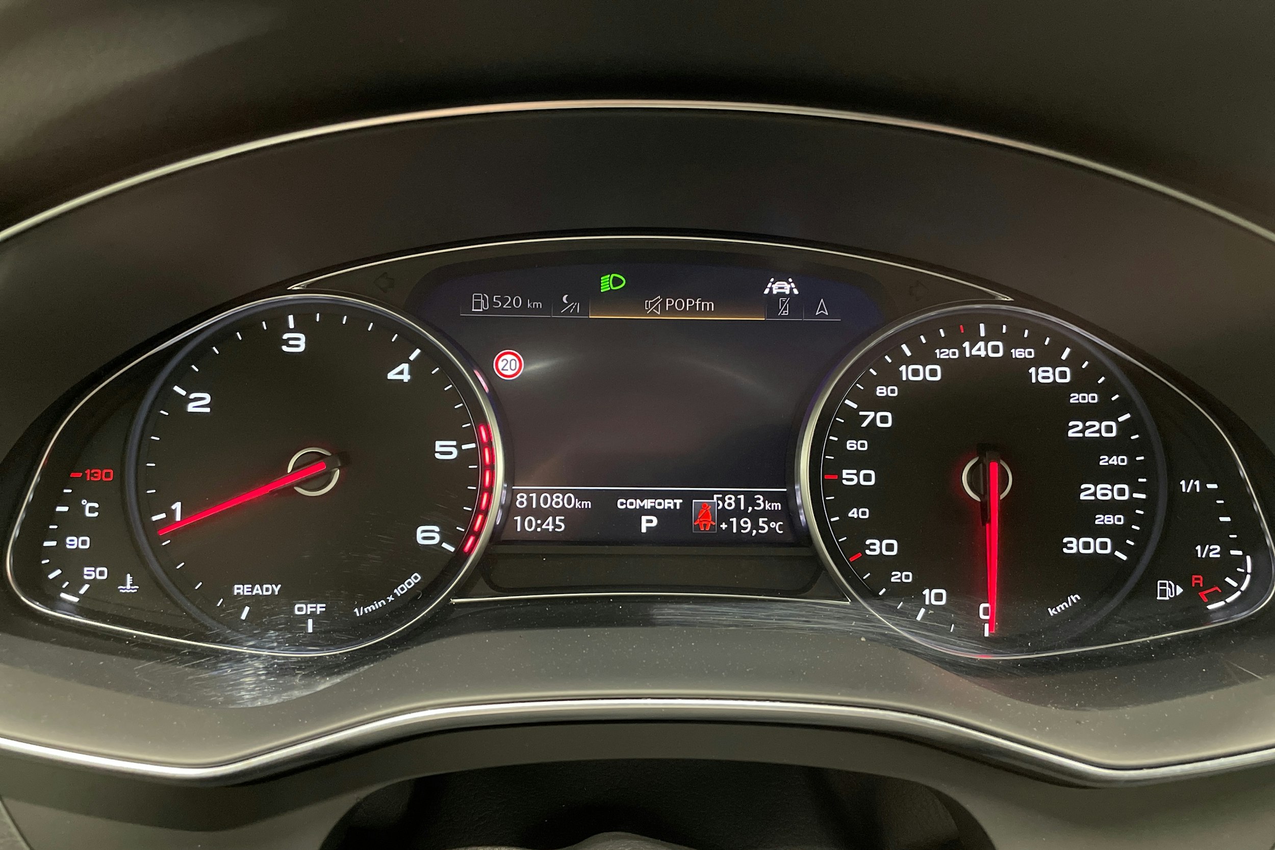 harmaa Audi A6 allroad quattro 2021 kuva 16.