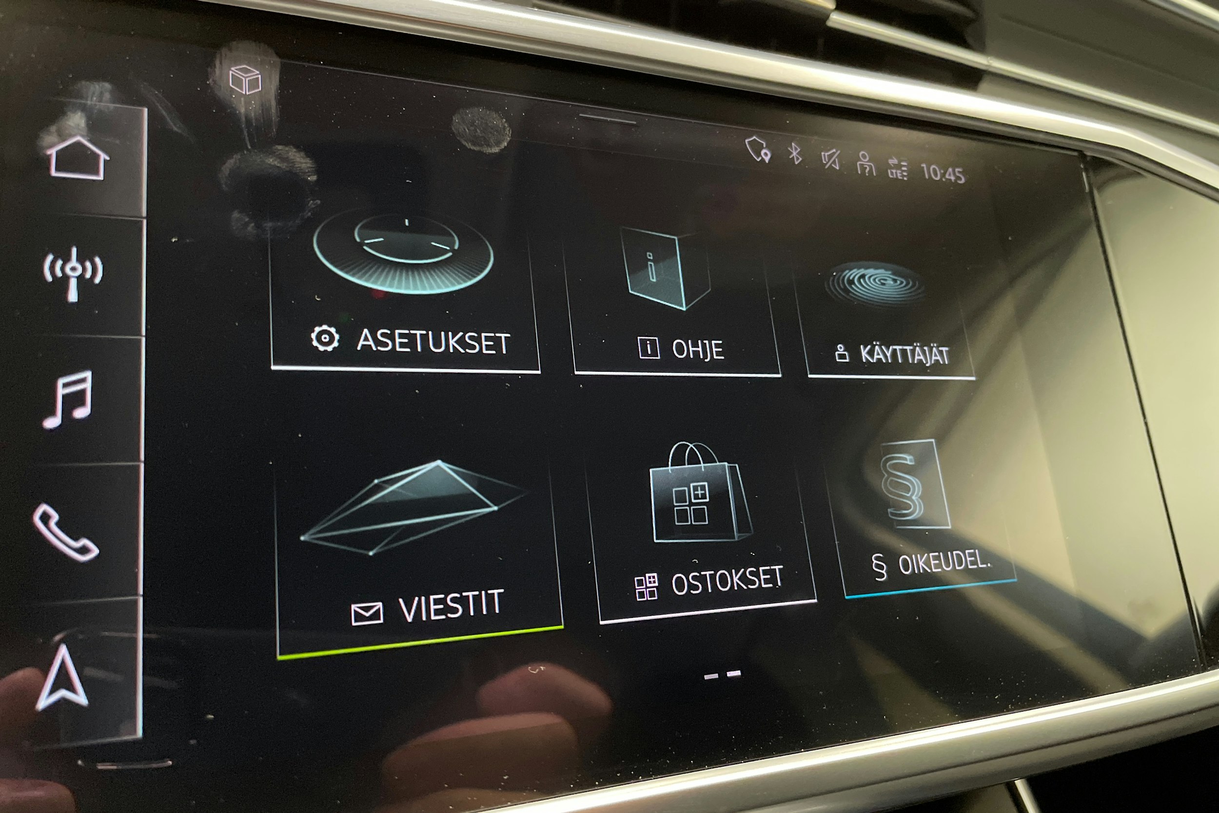 harmaa Audi A6 allroad quattro 2021 kuva 18.