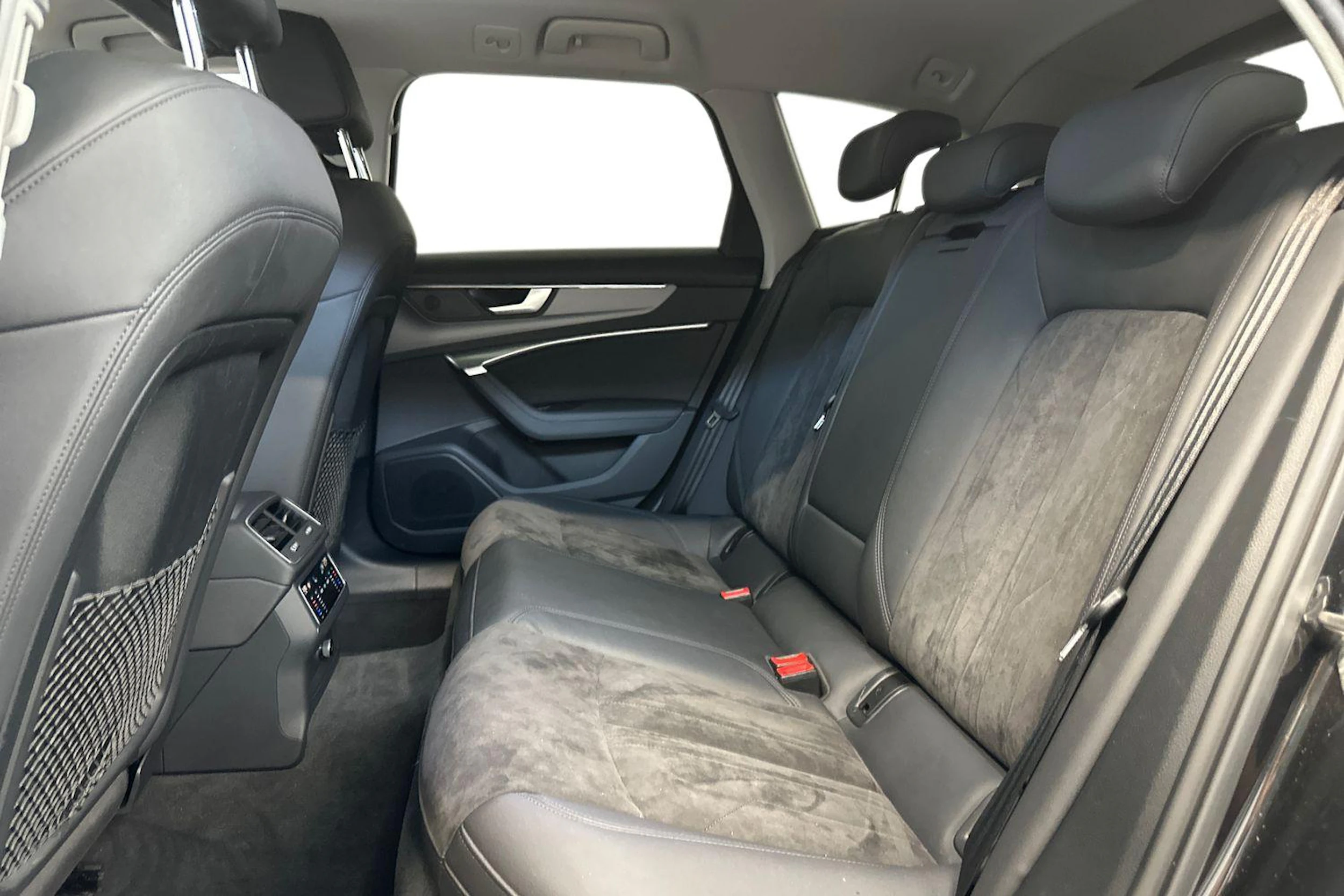 harmaa Audi A6 allroad quattro 2021 kuva 8.