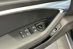 harmaa Audi A6 allroad quattro 2021 kuva 17.