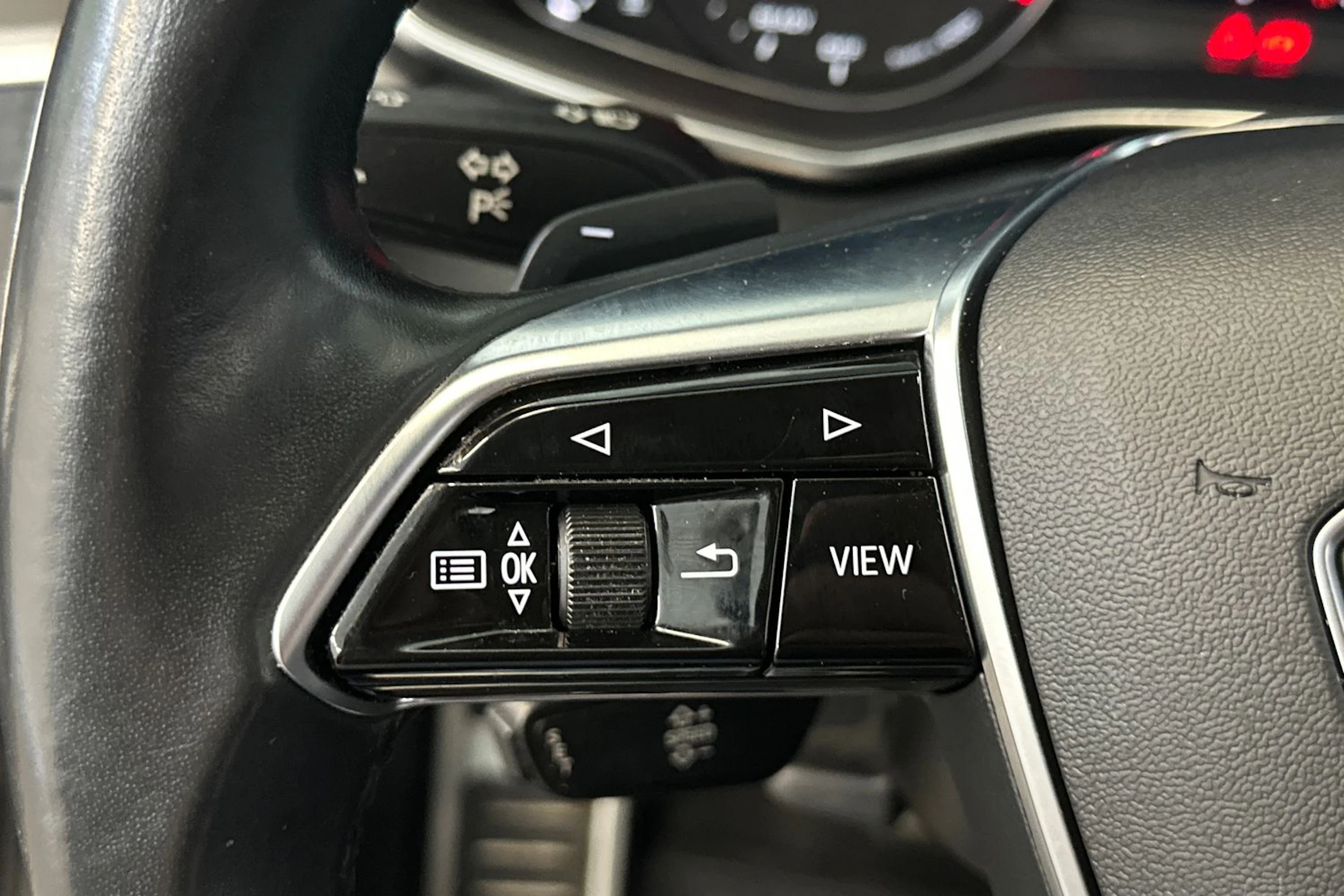 harmaa Audi A6 allroad quattro 2021 kuva 19.