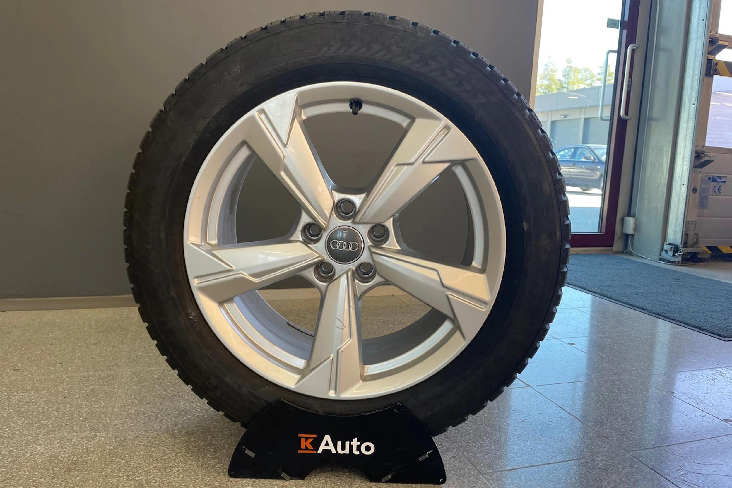 Ruskea (beige) Audi A6 ALLROAD QUATTRO 2021 kuva 25.