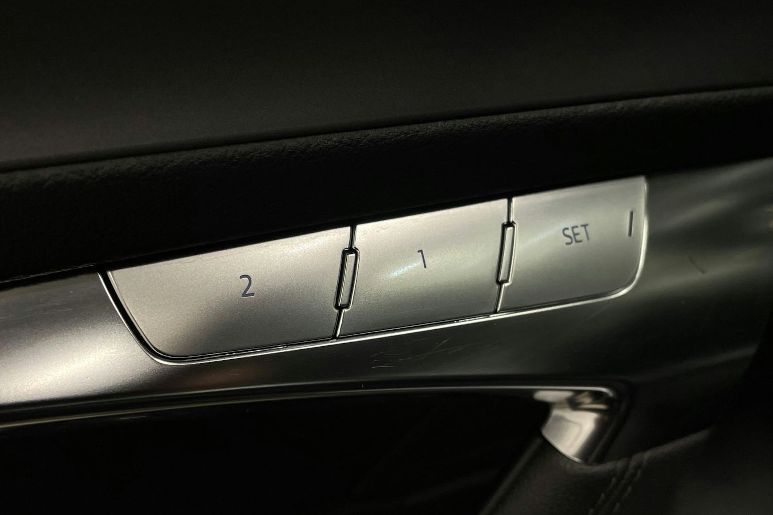 Musta Audi A6 ALLROAD QUATTRO 2022 kuva 16.