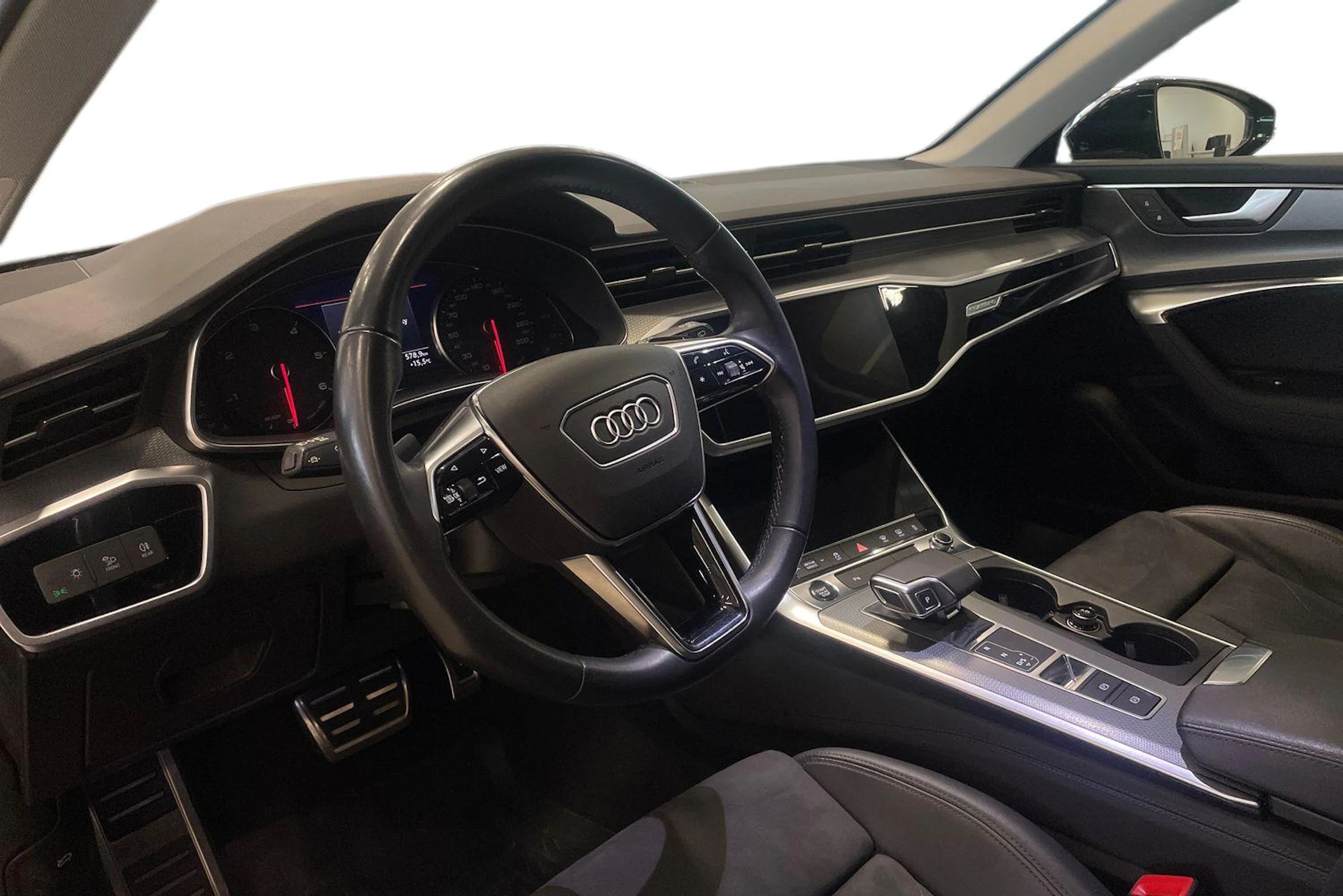 musta Audi A6 allroad quattro 2022 kuva 6.