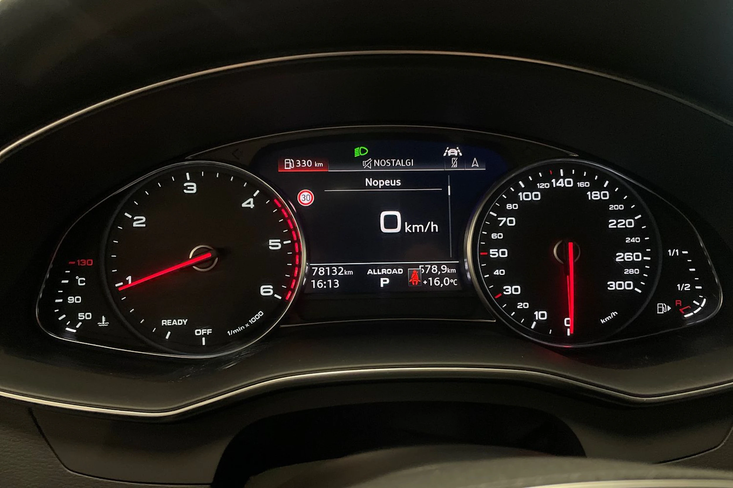 musta Audi A6 allroad quattro 2022 kuva 12.