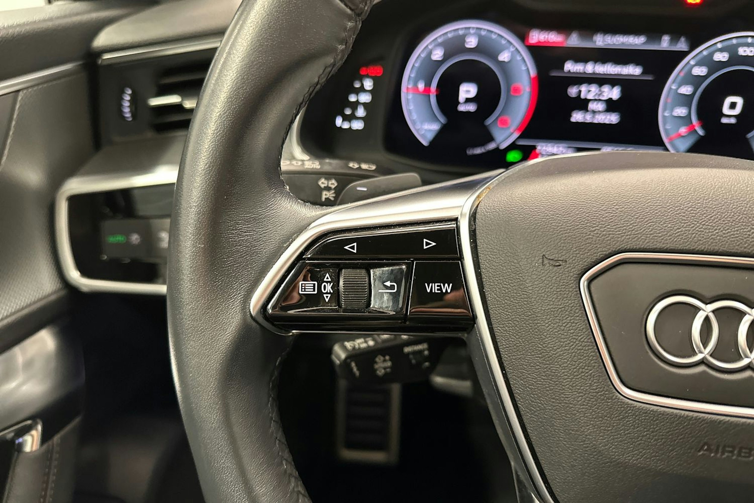 hopea Audi A6 allroad quattro 2023 kuva 14.