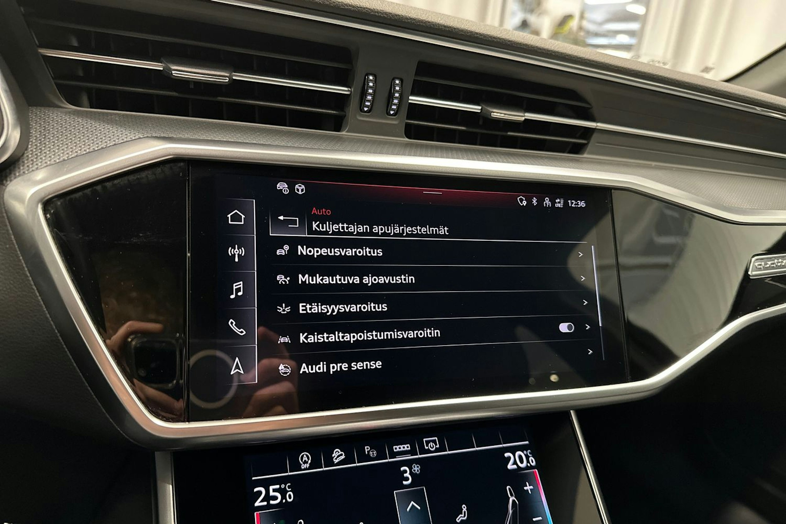 hopea Audi A6 allroad quattro 2023 kuva 25.