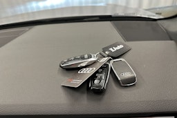 hopea Audi A6 allroad quattro 2023 kuva 33.