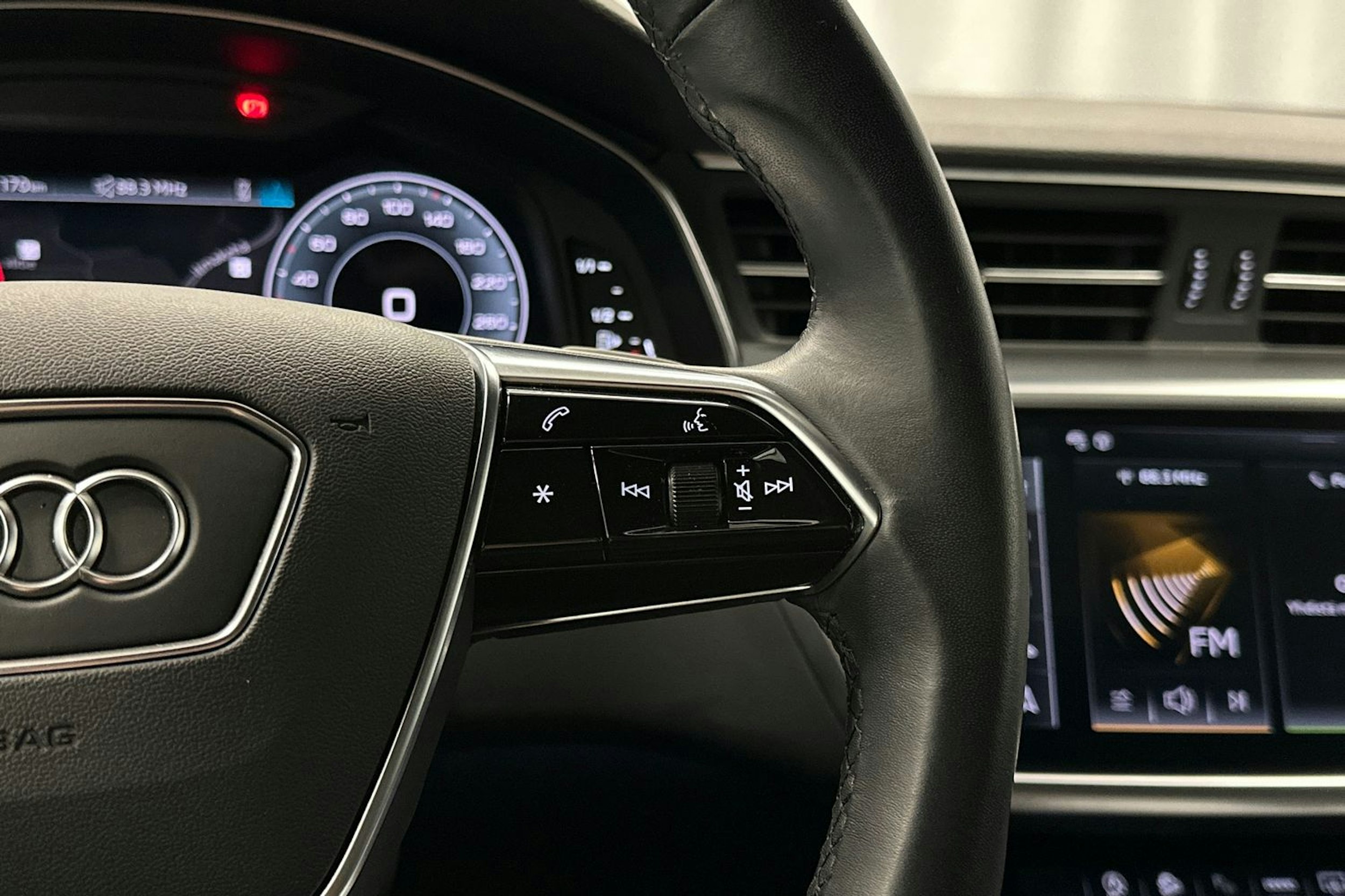 hopea Audi A6 allroad quattro 2023 kuva 20.