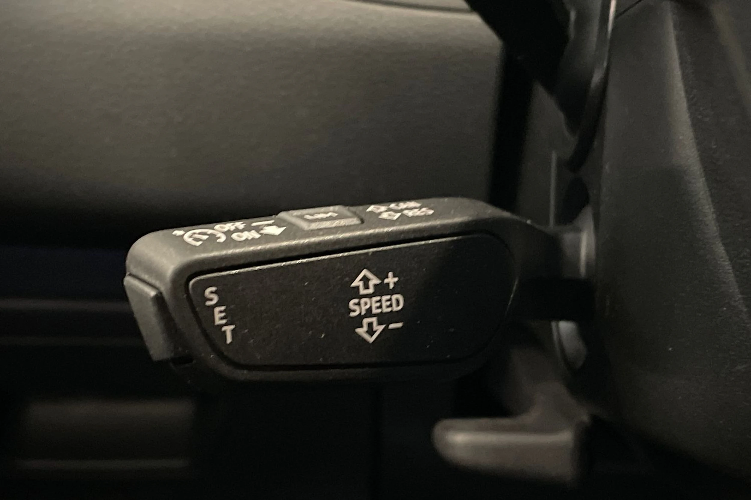 harmaa Audi A6 allroad quattro 2023 kuva 19.