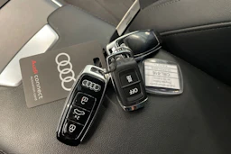 harmaa Audi A6 allroad quattro 2023 kuva 39.