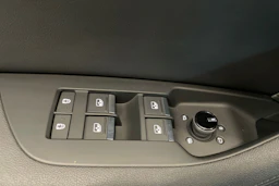 harmaa Audi A6 allroad quattro 2023 kuva 40.
