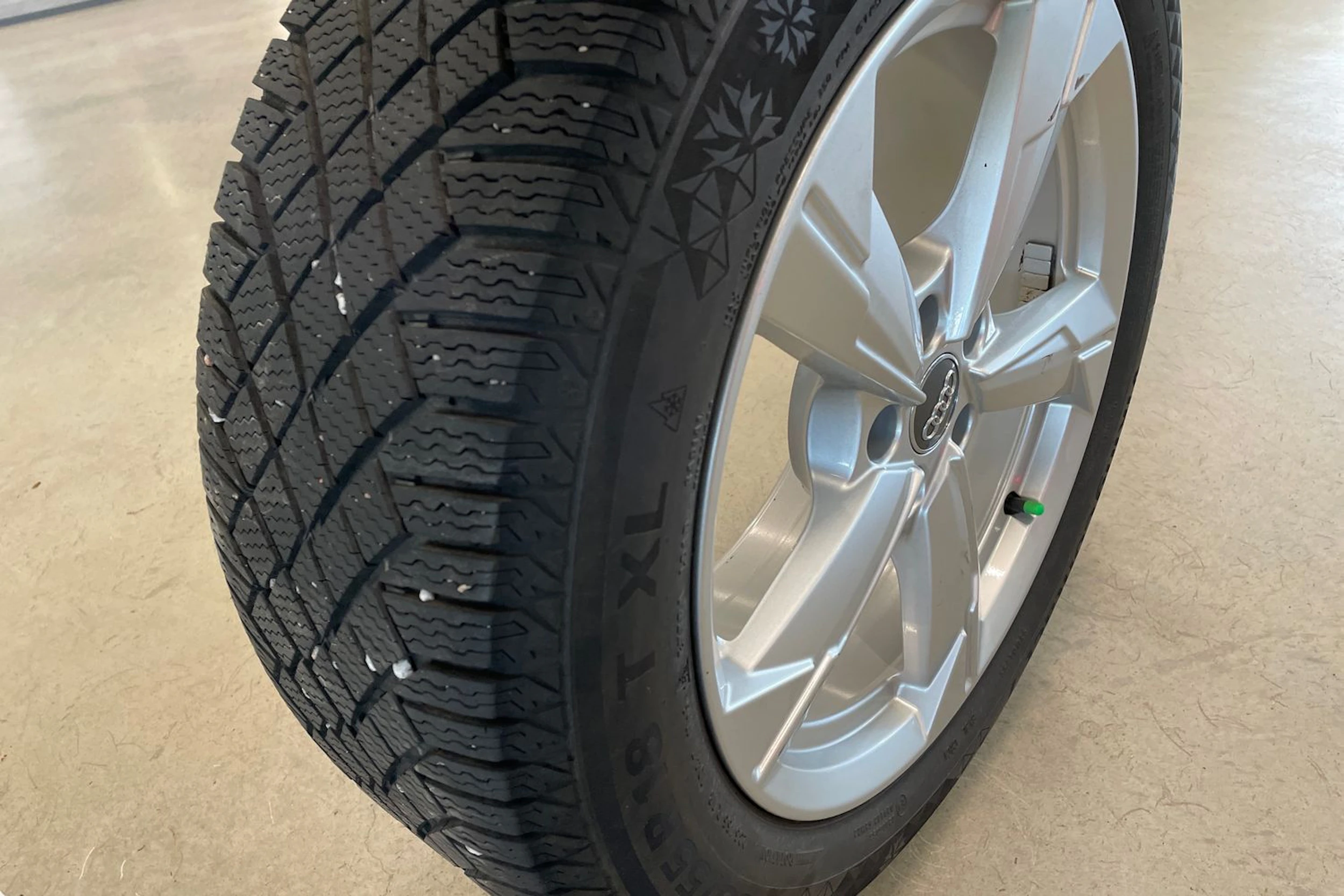 harmaa Audi A6 allroad quattro 2023 kuva 44.