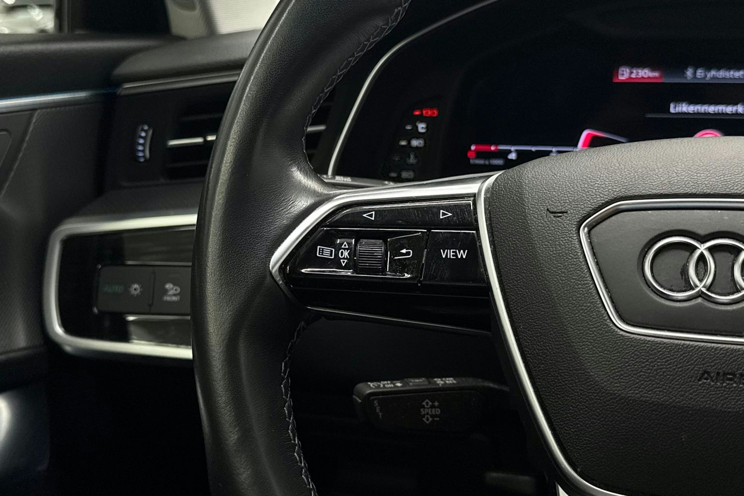 Valkoinen Audi A6 ALLROAD QUATTRO 2023 kuva 13.