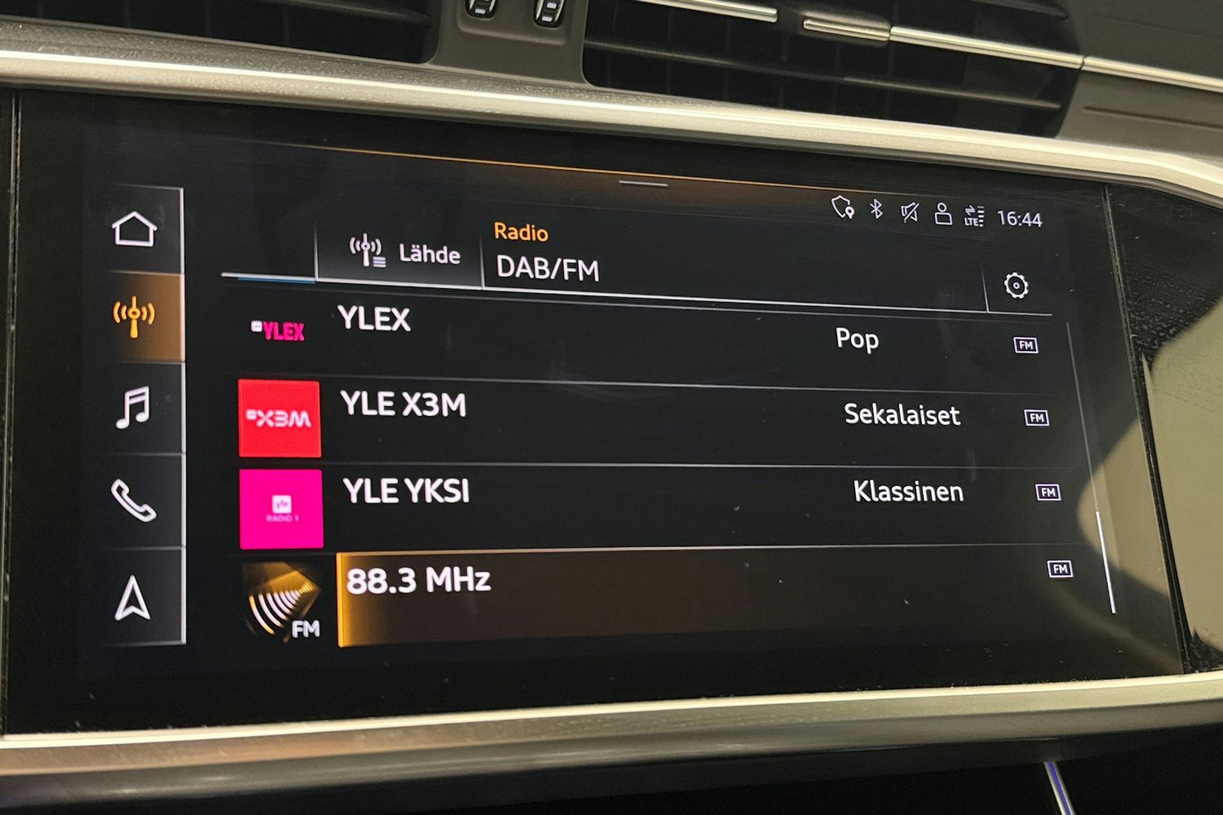 Valkoinen Audi A6 ALLROAD QUATTRO 2023 kuva 23.
