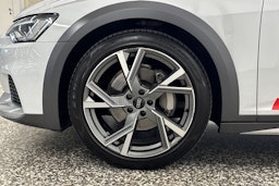 Valkoinen Audi A6 ALLROAD QUATTRO 2023 kuva 37.