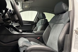 valkoinen Audi A6 allroad quattro 2024 kuva 12.