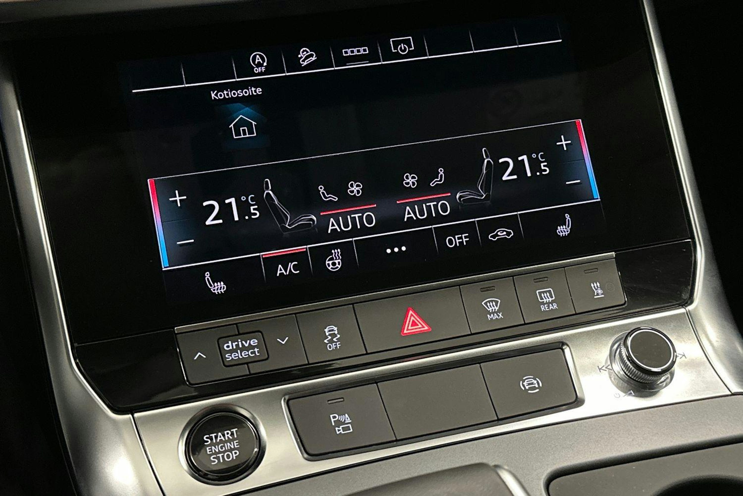 valkoinen Audi A6 allroad quattro 2024 kuva 20.