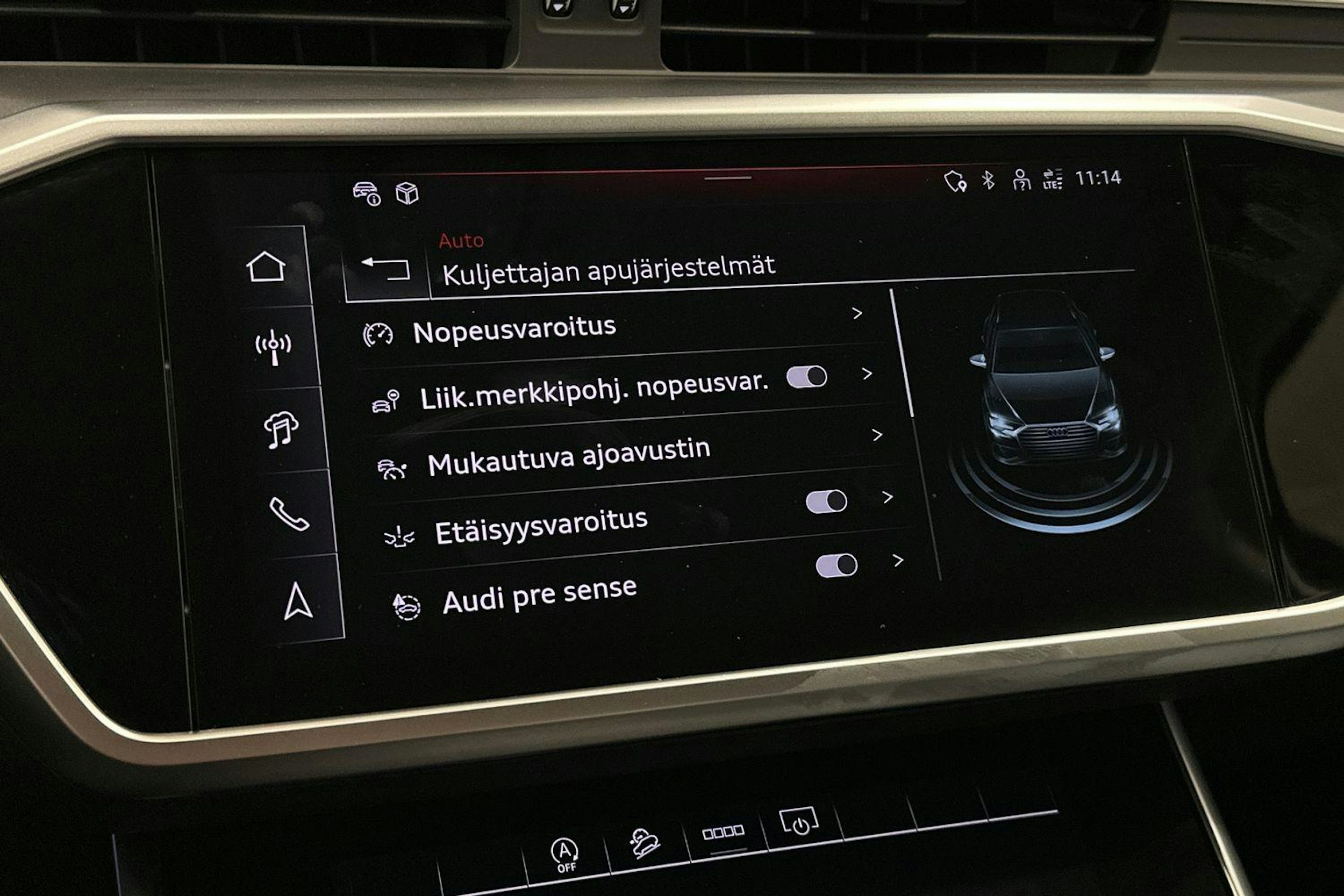valkoinen Audi A6 allroad quattro 2024 kuva 25.