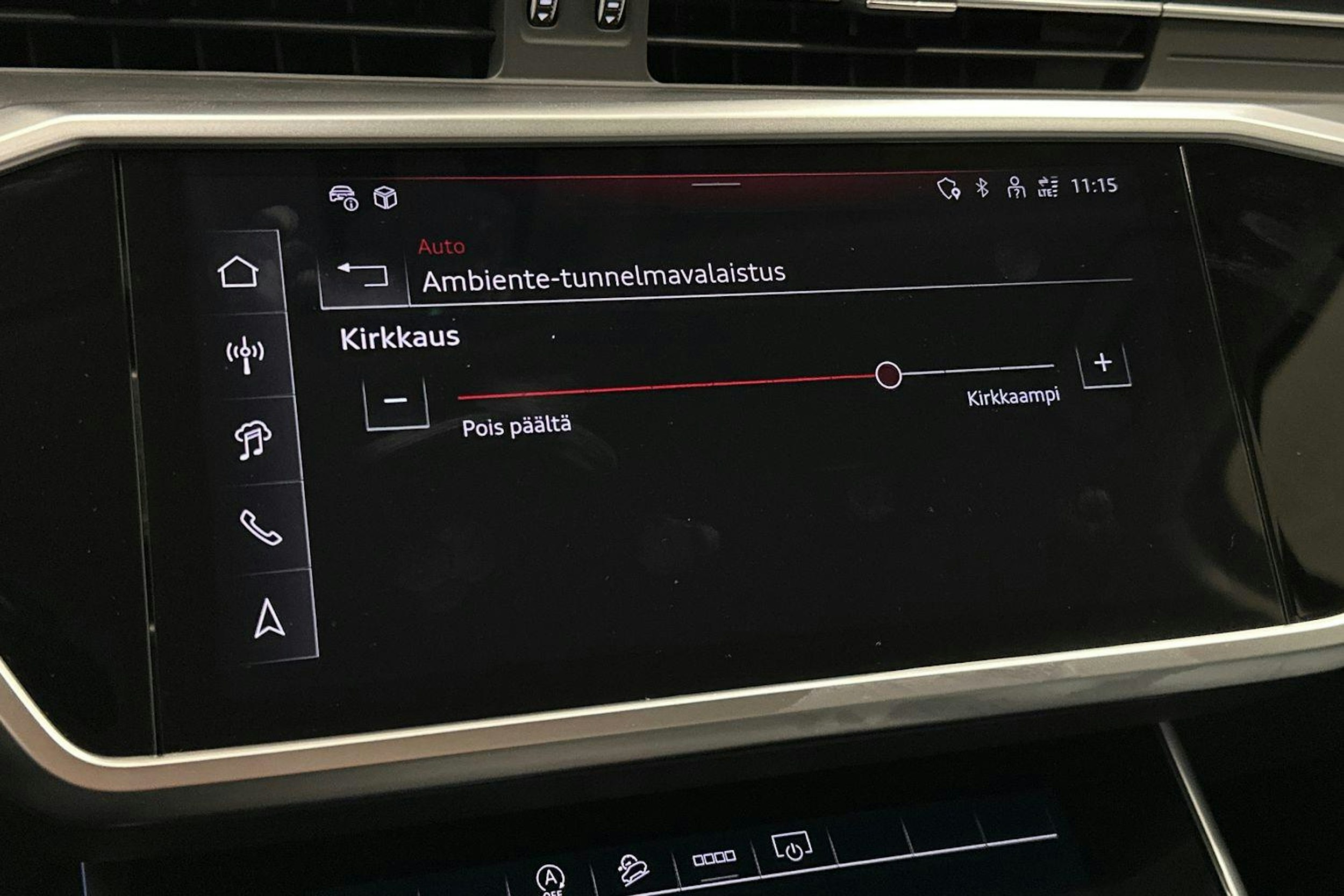valkoinen Audi A6 allroad quattro 2024 kuva 28.