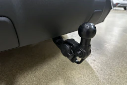 met. musta Audi A6 allroad quattro 2026 kuva 18.