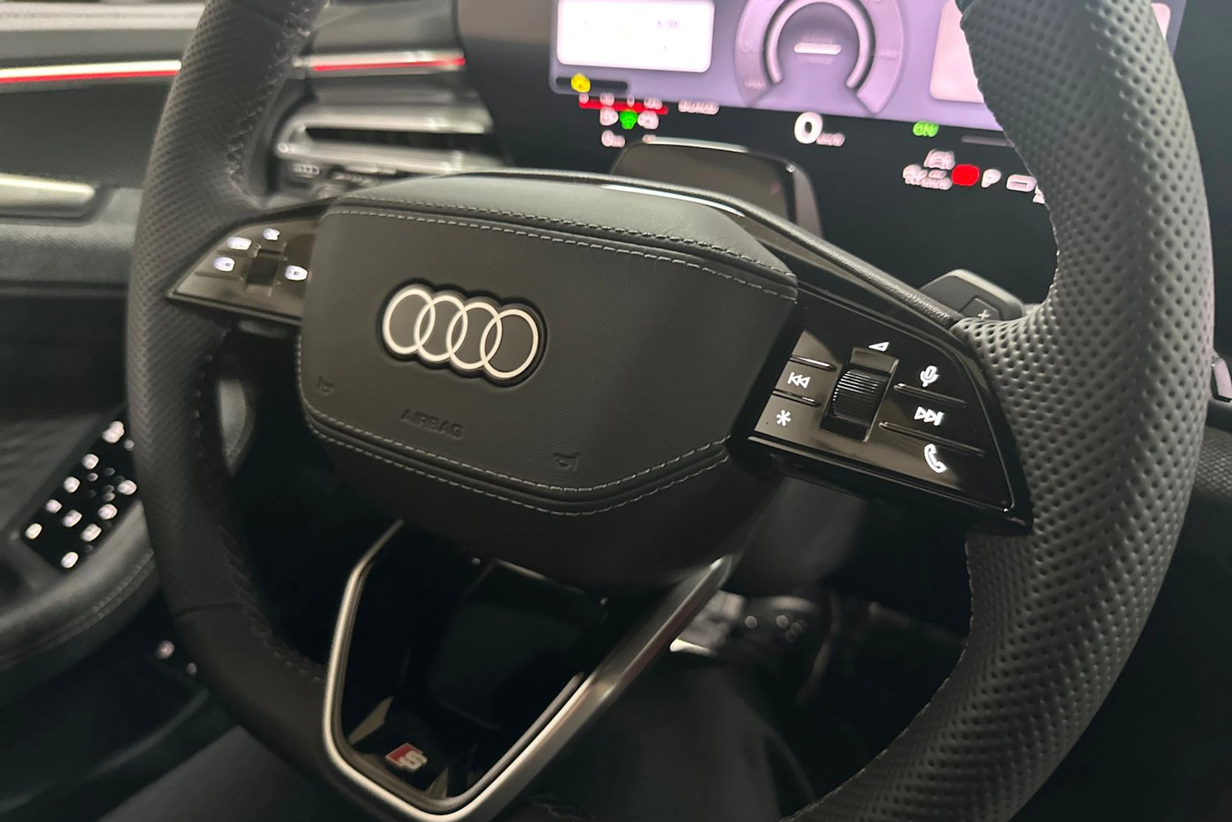 met. musta Audi A6 allroad quattro 2026 kuva 35.