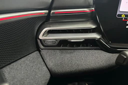 met. musta Audi A6 allroad quattro 2026 kuva 37.