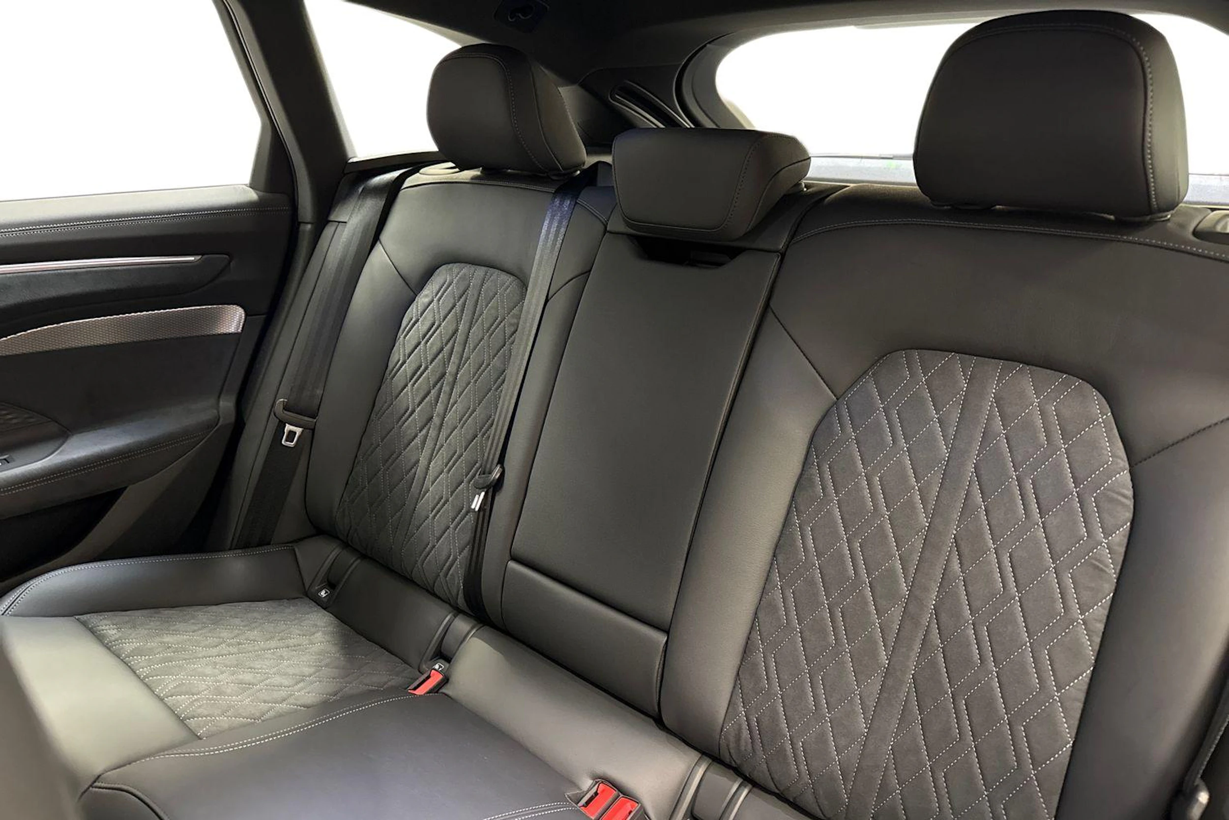 met. ruskea (beige) Audi A6 allroad quattro 2026 kuva 8.