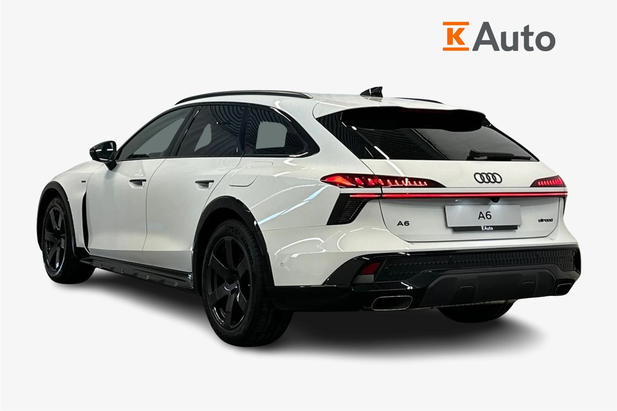 jäätikön valkoinen Audi A6 allroad quattro 2026 kuva 2.