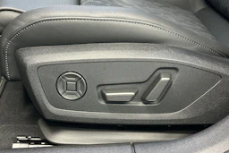 jäätikön valkoinen Audi A6 allroad quattro 2026 kuva 15.