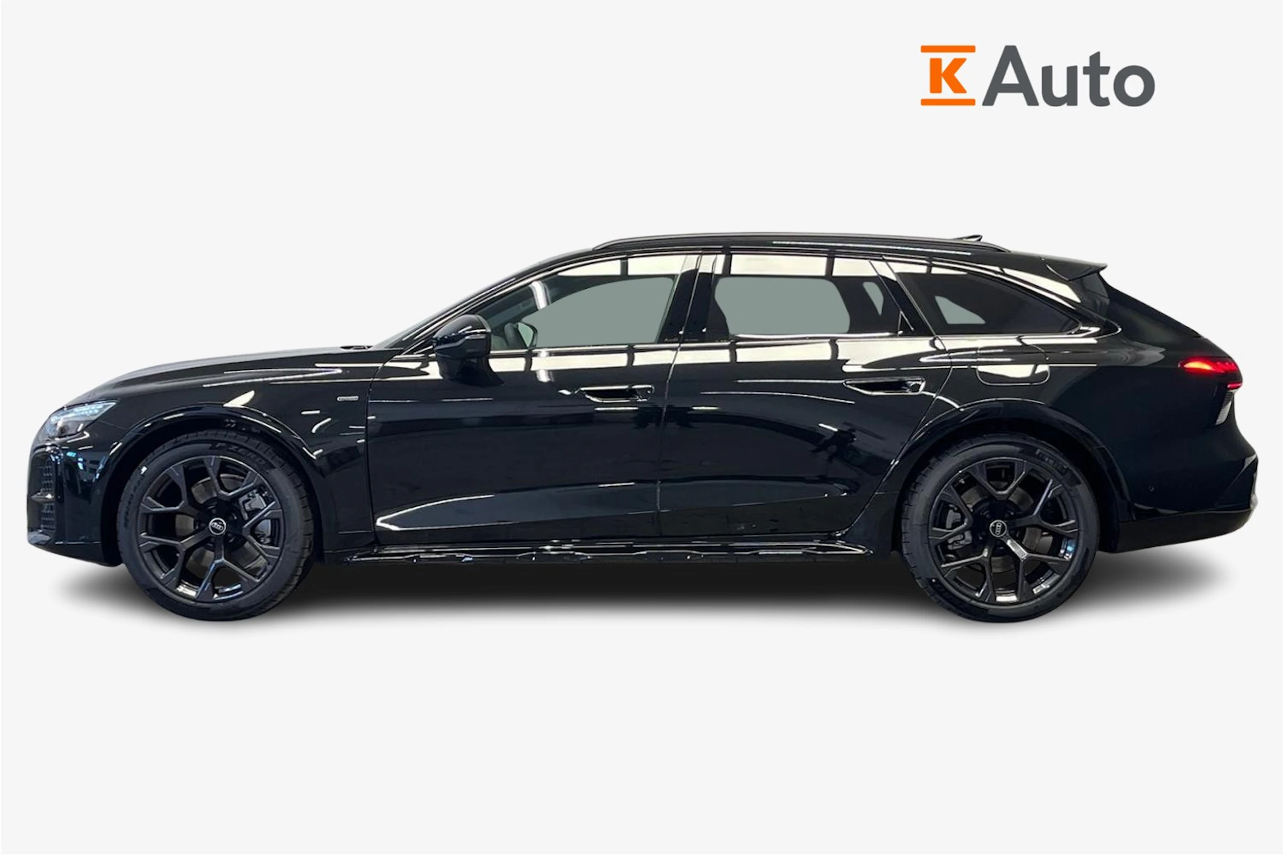 musta Audi A6 allroad quattro 2026 kuva 5.