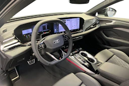 musta Audi A6 allroad quattro 2026 kuva 6.