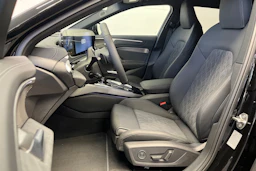 musta Audi A6 allroad quattro 2026 kuva 20.